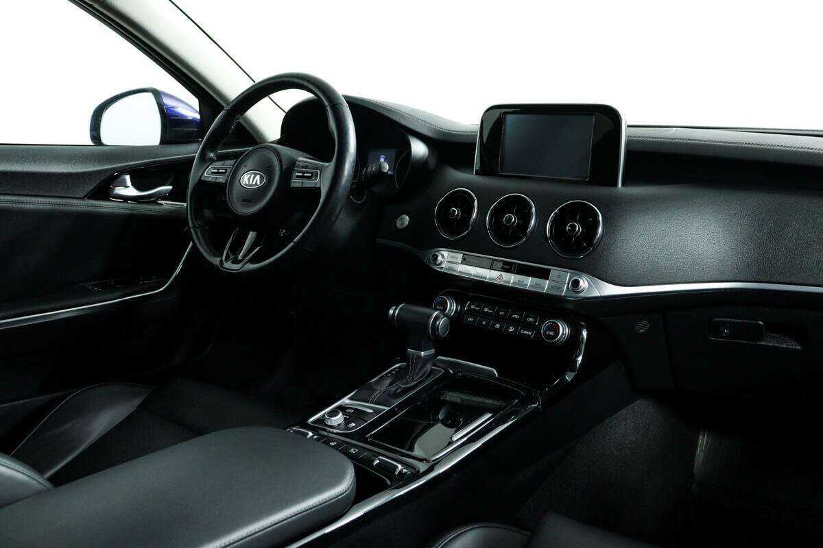 Kia Stinger, 2019 Фото №9