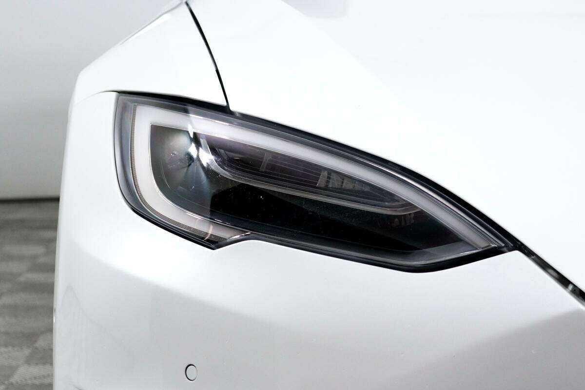 Tesla Model S 75D, 2018 Фото №15