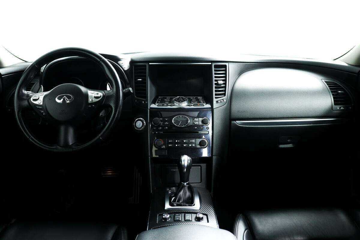 Infiniti FX37, 2010 Фото №11