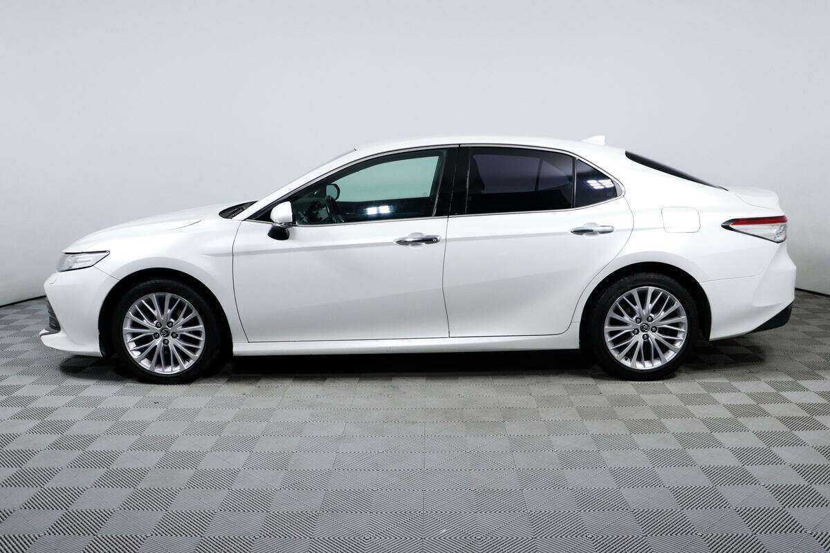Toyota Camry, 2019 Фото №8