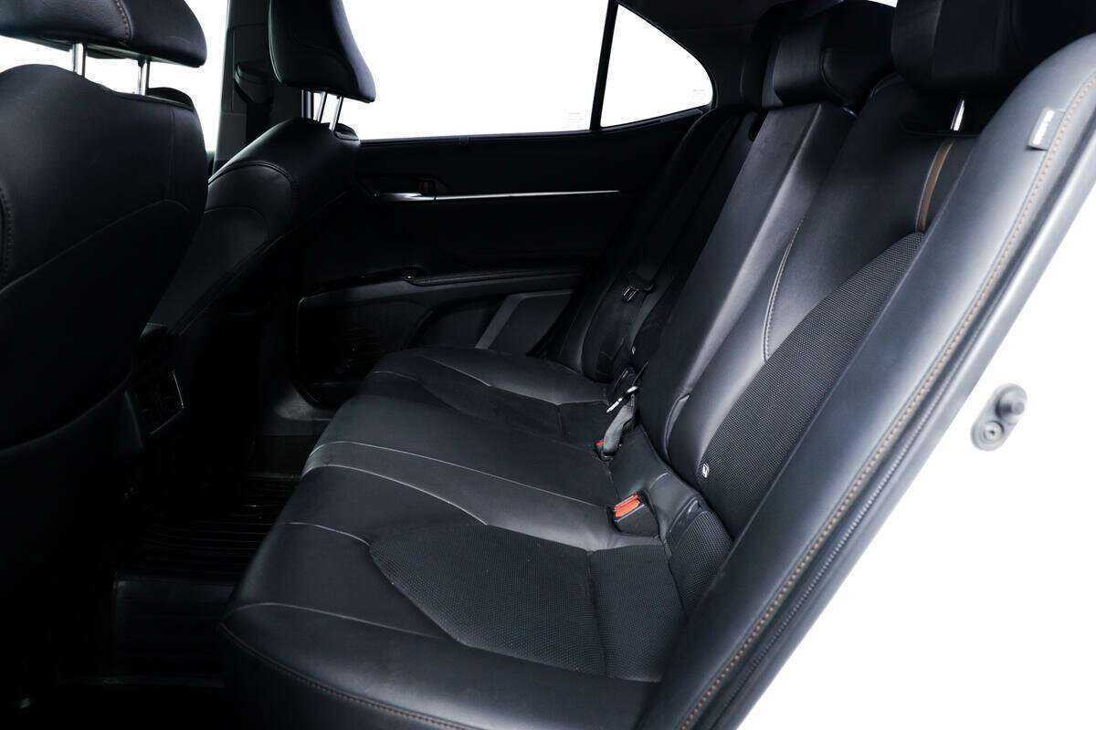 Toyota Camry, 2019 Фото №12