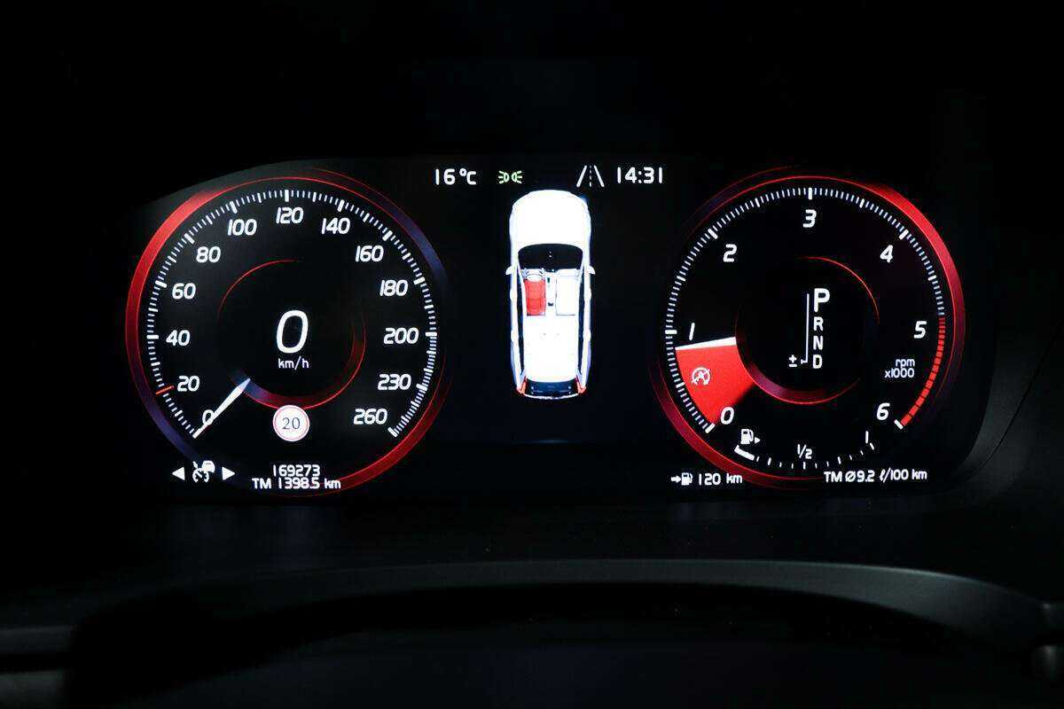 Volvo V90 Cross Country, 2020 Фото №10