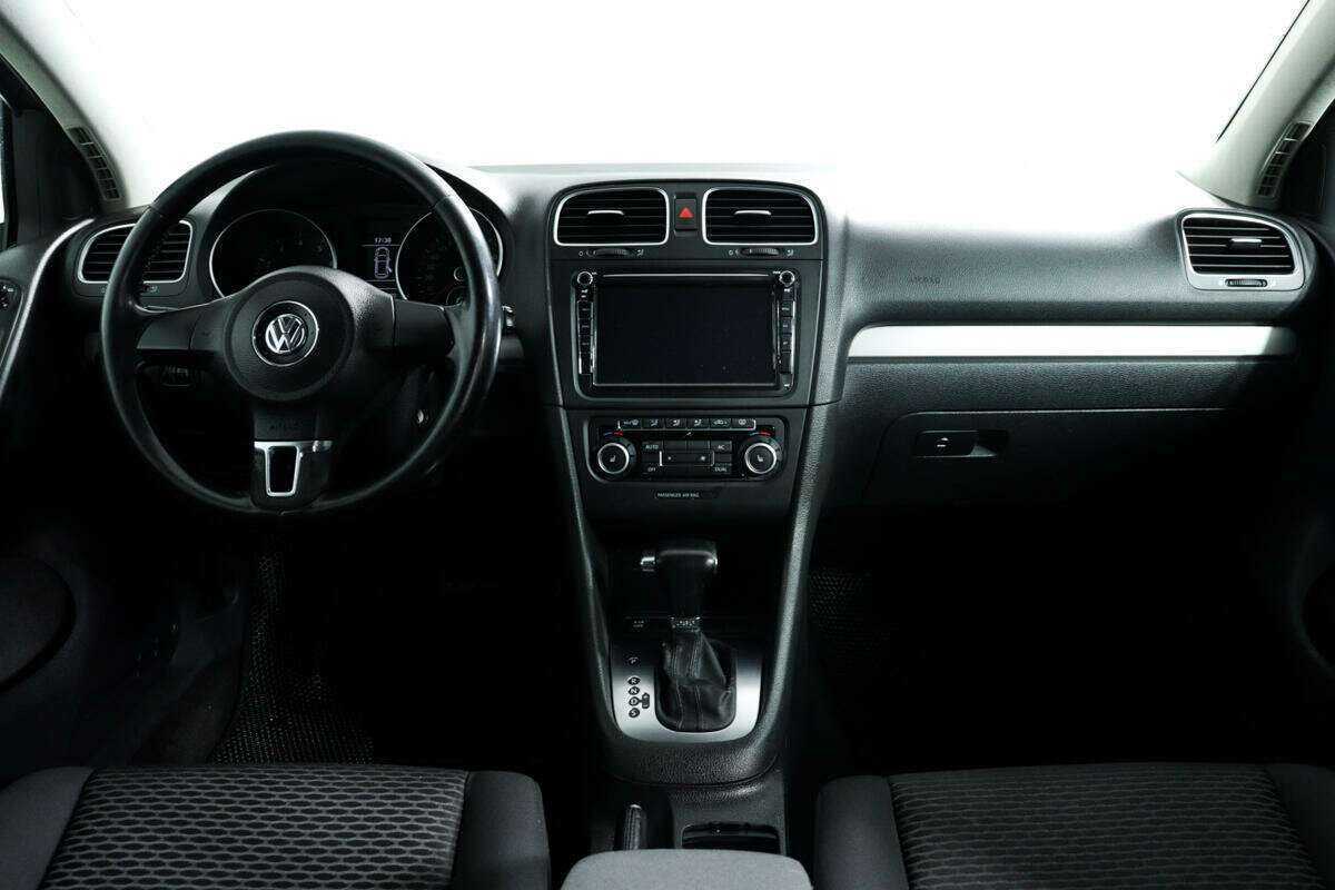 Volkswagen Golf, 2010 Фото №10