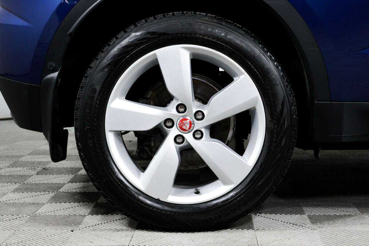 Jaguar E-Pace, 2022 Фото №14