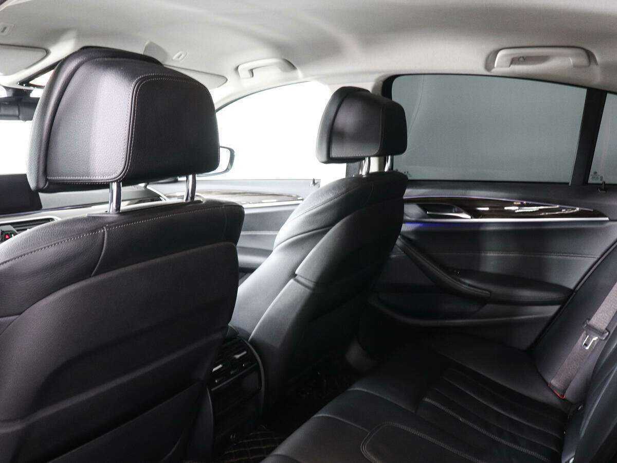 BMW 5 серии 530d xDrive, 2019 Фото №9