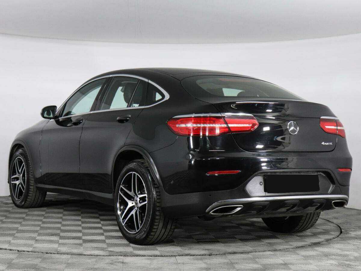 Mercedes-Benz GLC Coupe 300, 2017 Фото №7