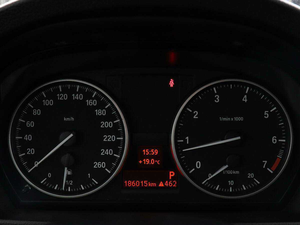 BMW 3 серии 318i, 2011 - 186 013 км. | Фото №7