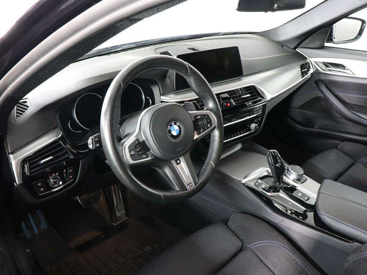 BMW 5 серии 530i xDrive, 2018 - 58 669 км. | Фото №8