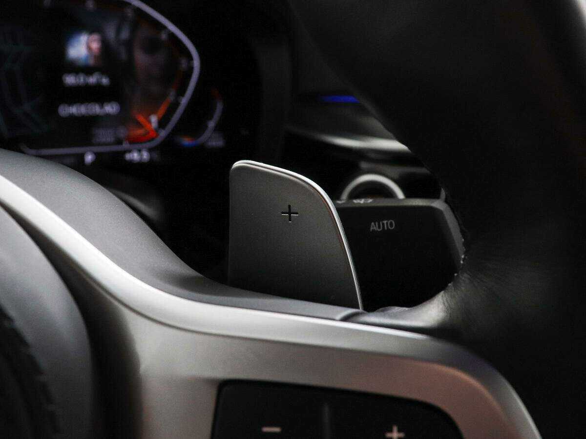 BMW 5 серии 530i xDrive, 2021 Фото №11