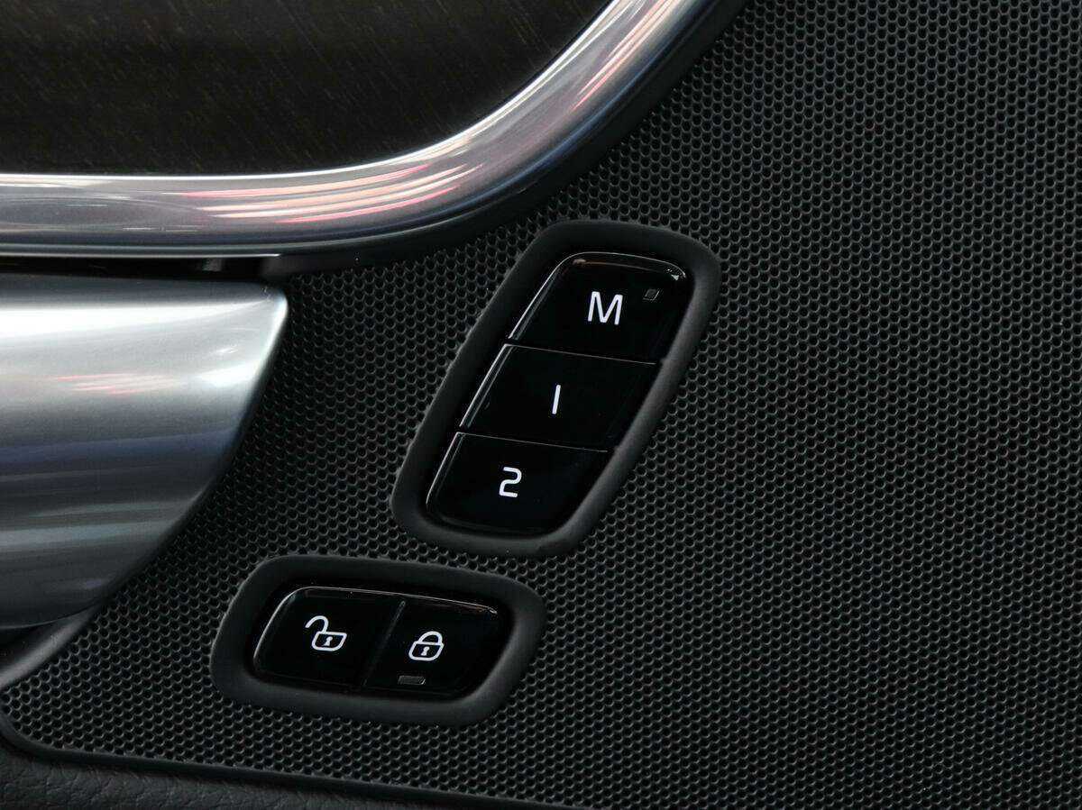 Volvo V90 Cross Country, 2019 Фото №13