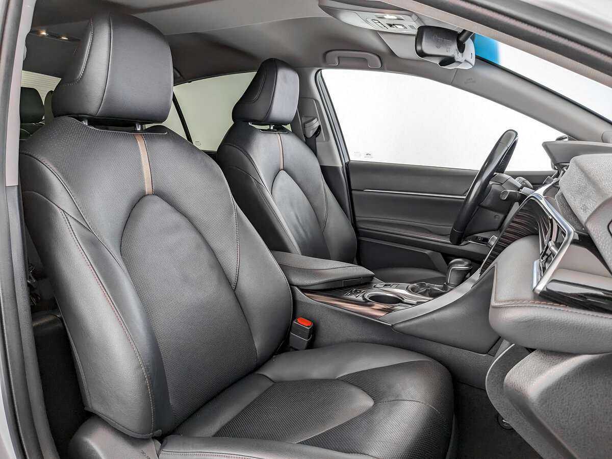 Toyota Camry, 2021 Фото №19