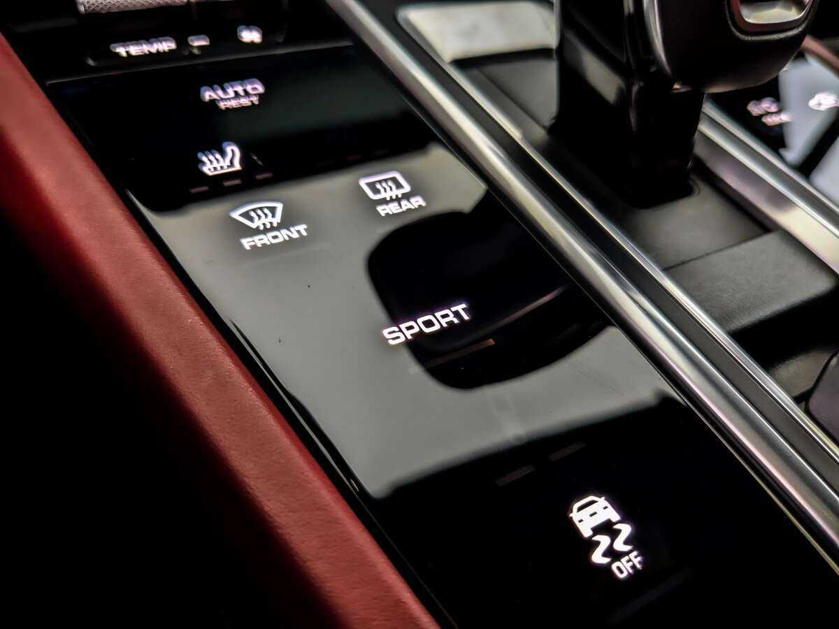 Porsche Cayenne, 2018 Фото №22