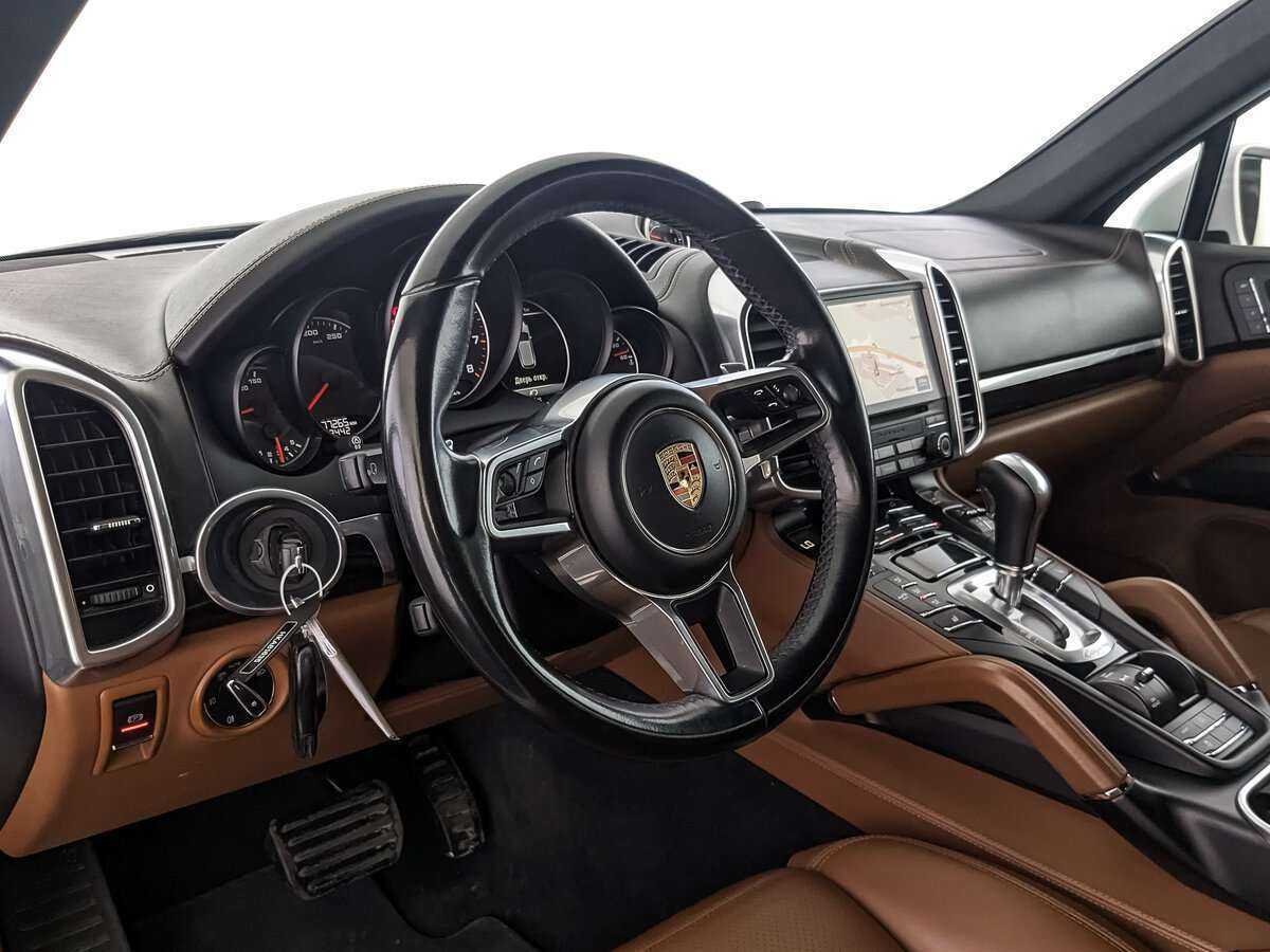 Porsche Cayenne, 2016 Фото №11