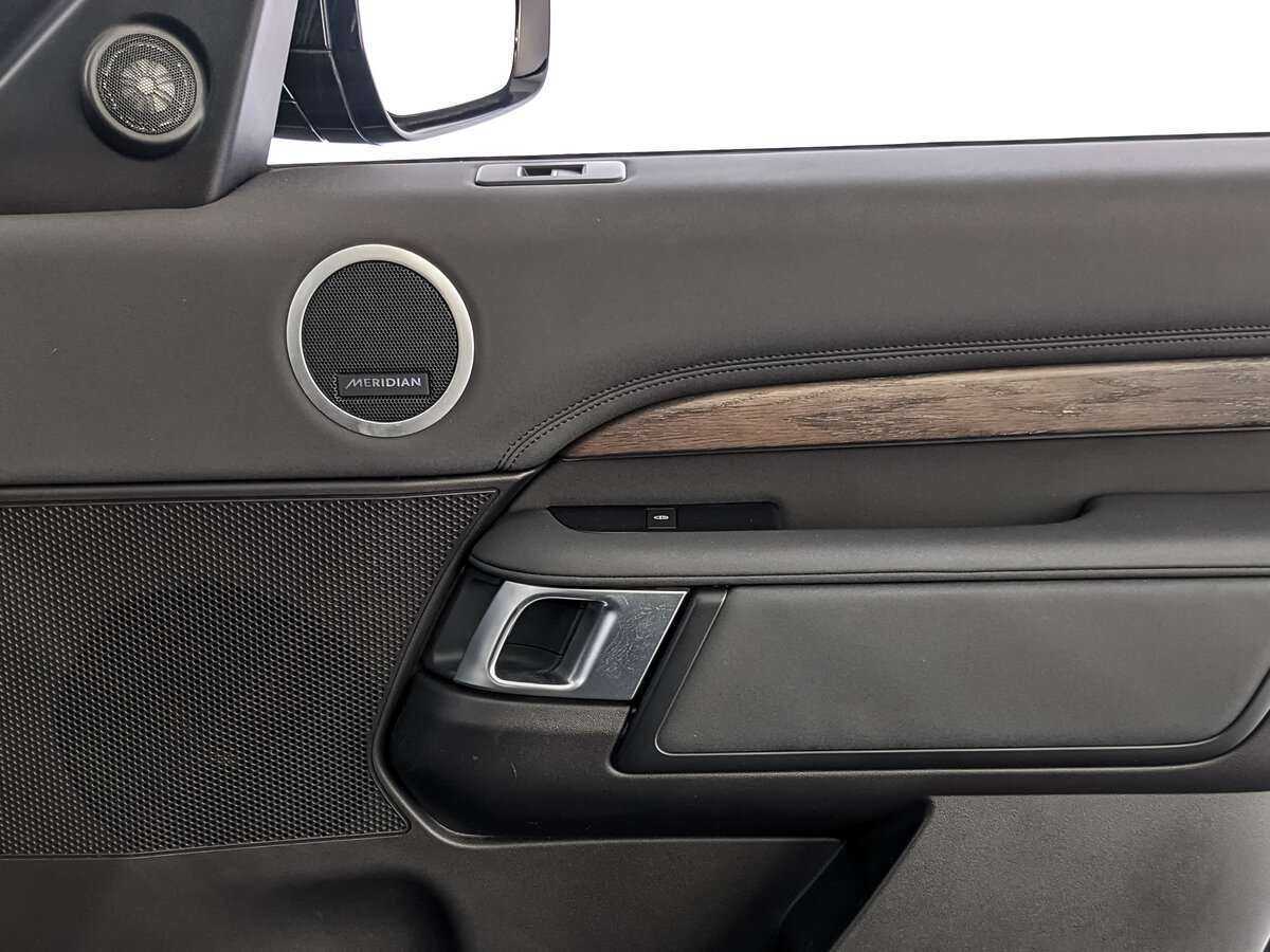 Land Rover Discovery, 2018 Фото №18