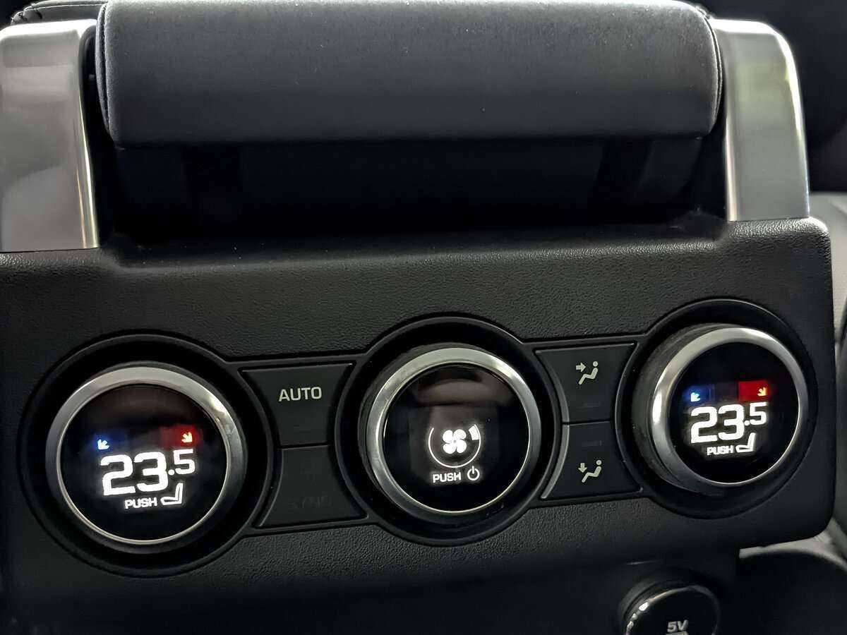 Land Rover Discovery, 2018 Фото №21