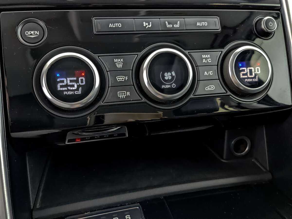 Land Rover Discovery, 2018 Фото №22