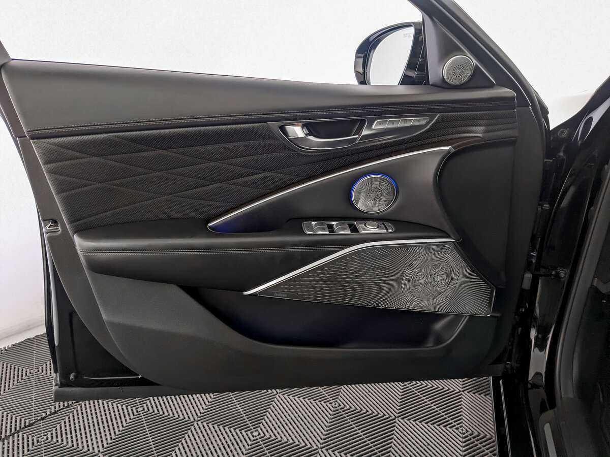 Kia K900, 2022 Фото №15