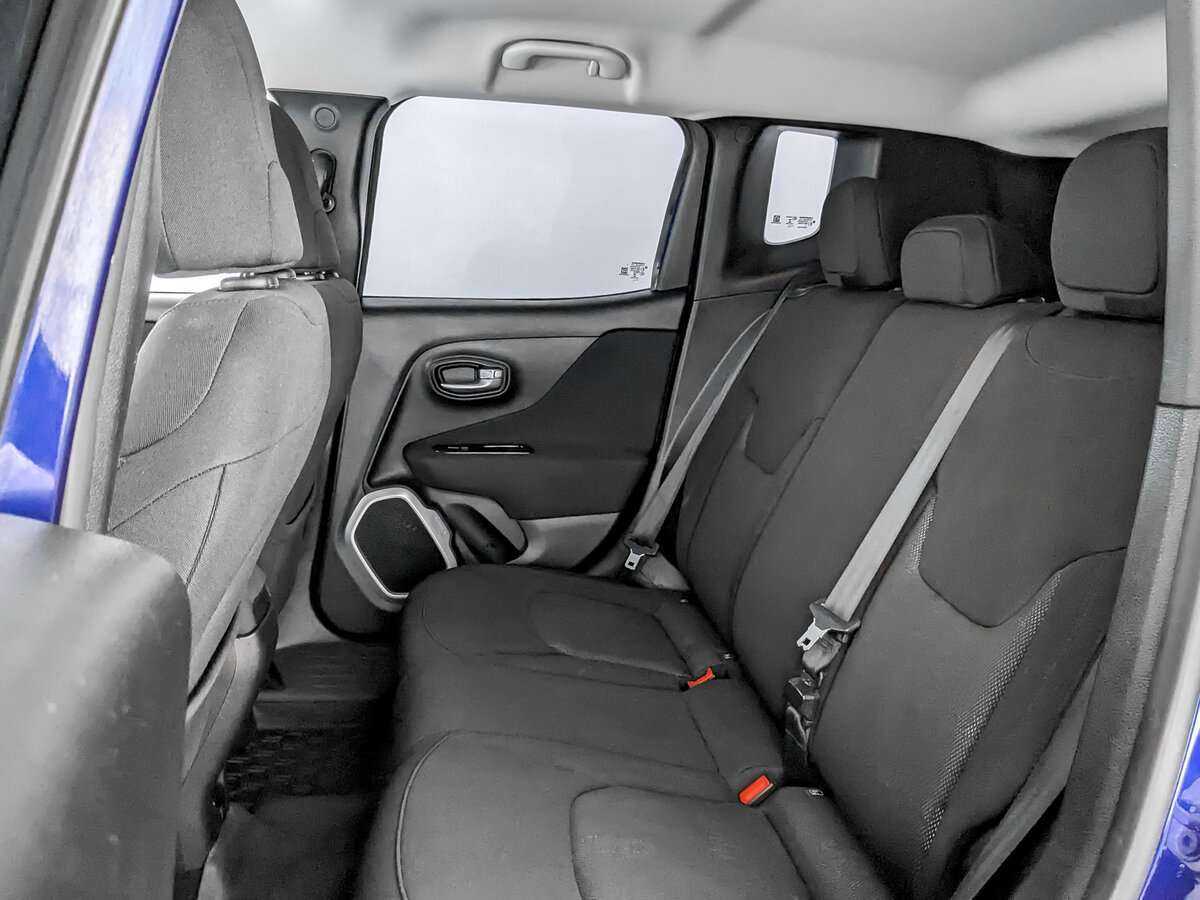 Jeep Renegade, 2017 Фото №10