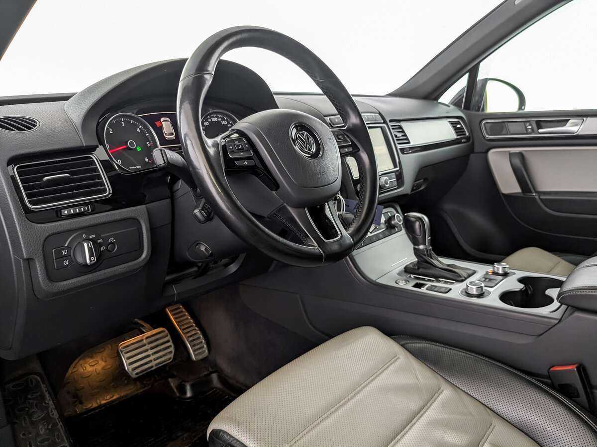 Volkswagen Touareg, 2017 Фото №14