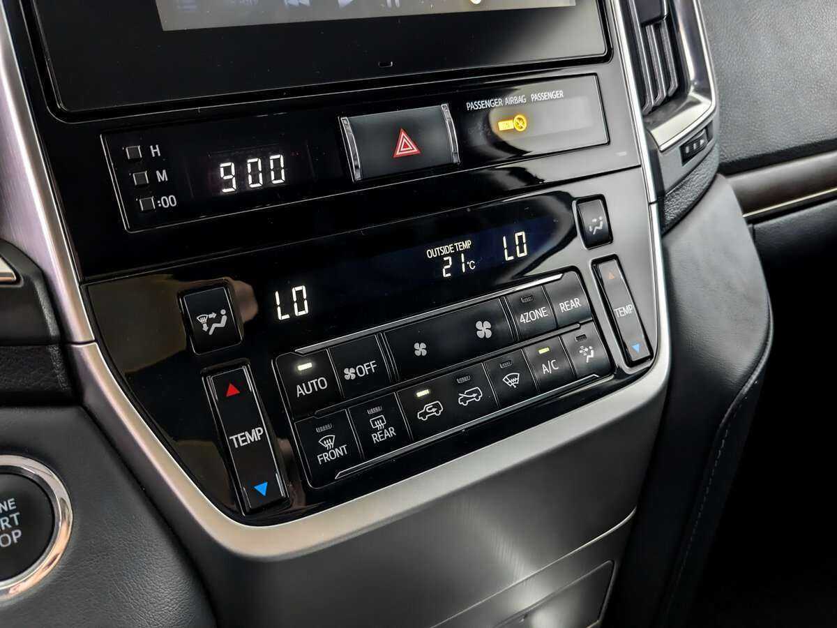 Toyota Land Cruiser, 2019 Фото №22