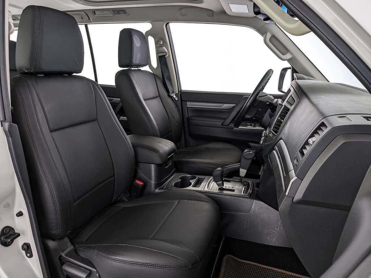 Mitsubishi Pajero, 2021 Фото №20