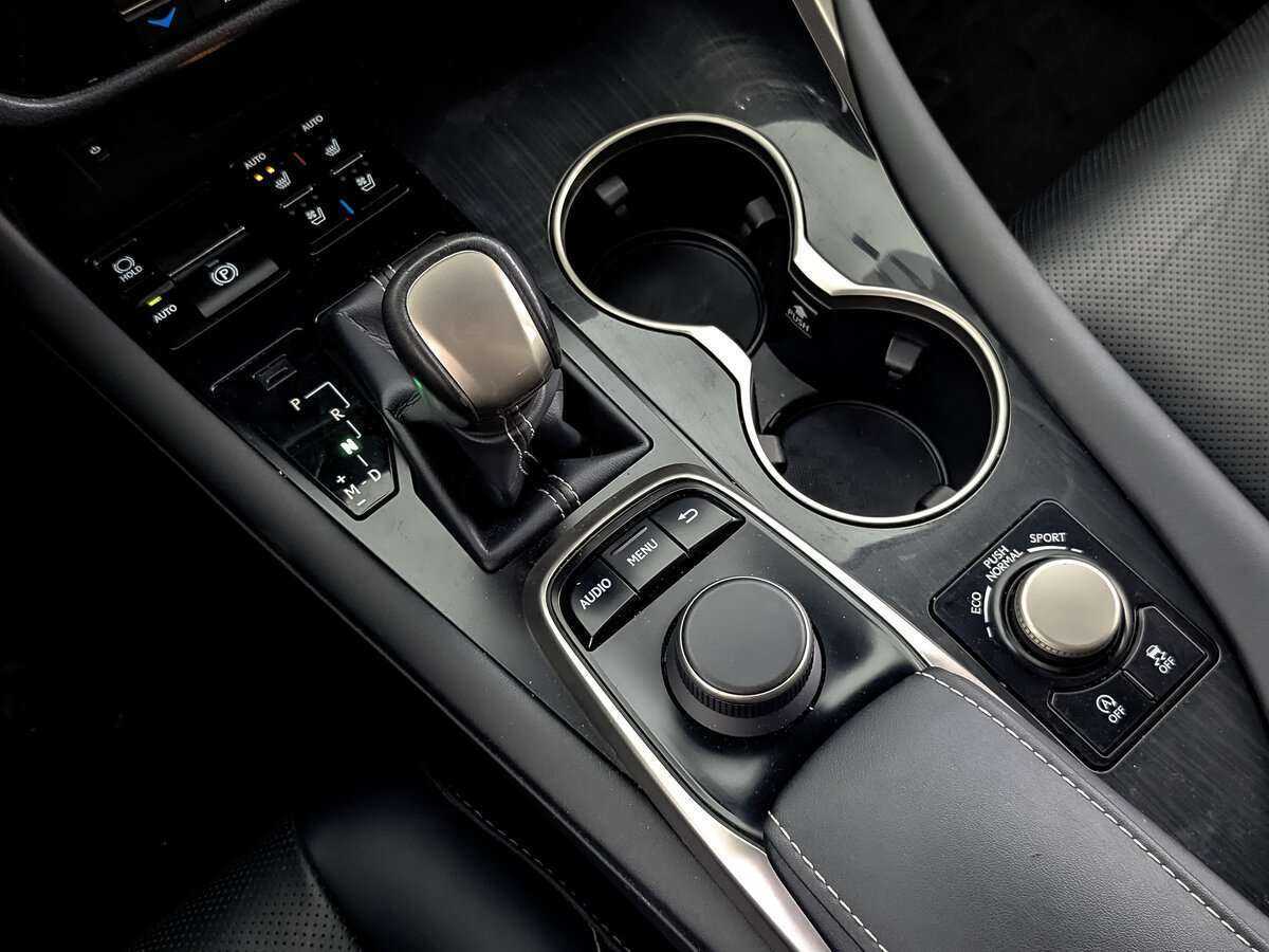 Lexus RX 300, 2019 Фото №17