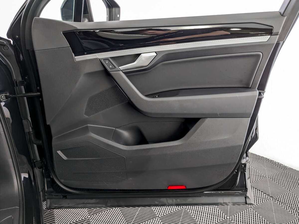 Volkswagen Touareg, 2021 Фото №26