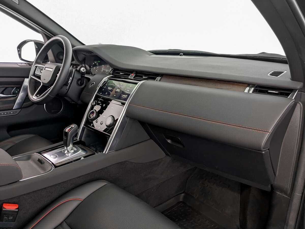 Land Rover Discovery Sport, 2022 Фото №8