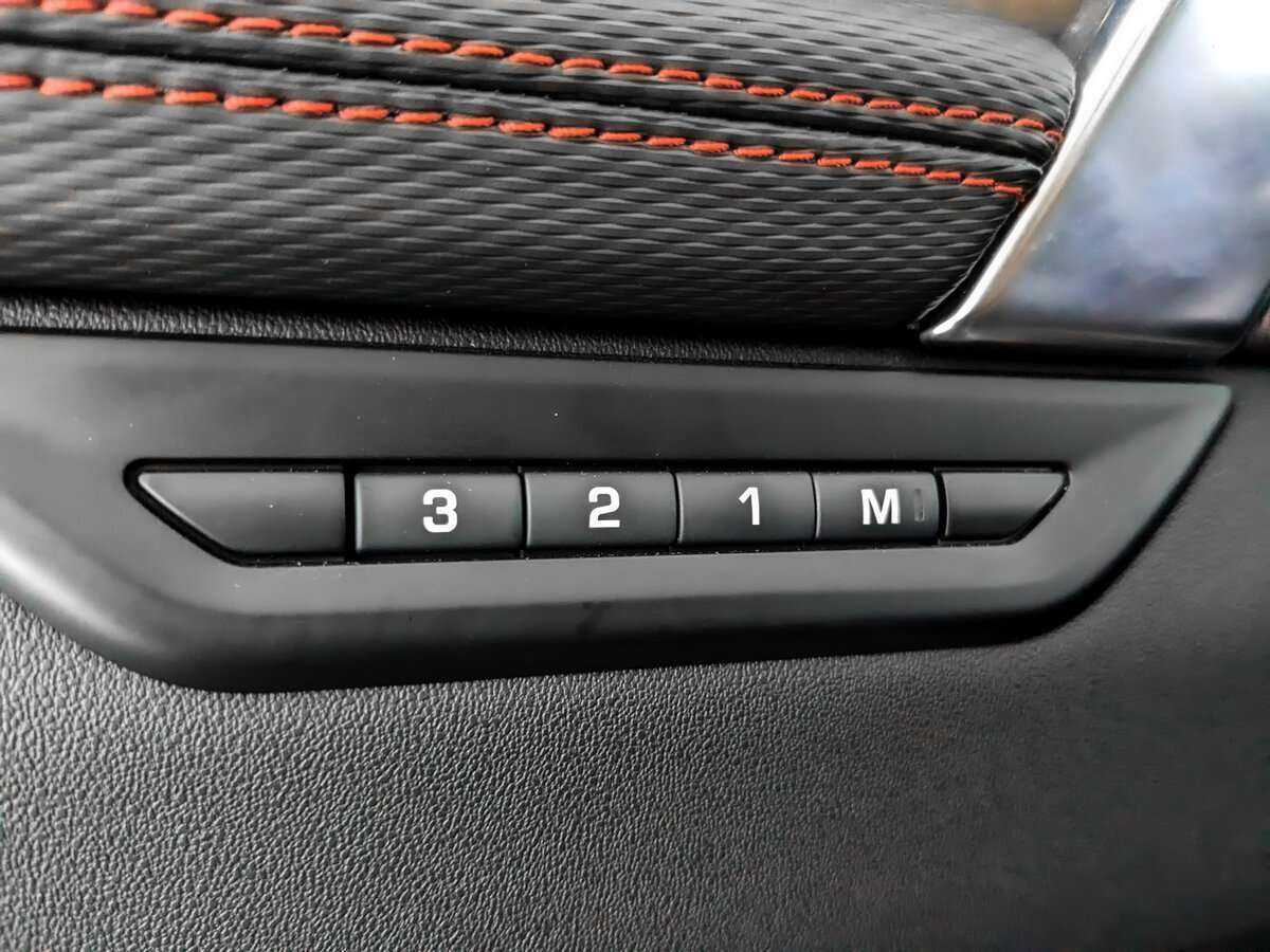 Land Rover Discovery Sport, 2022 Фото №17