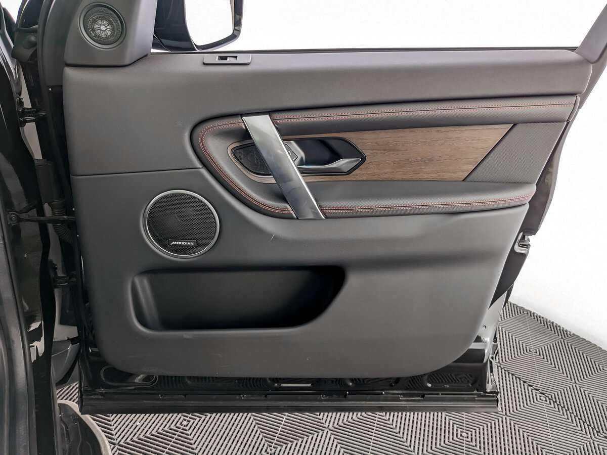 Land Rover Discovery Sport, 2022 Фото №21