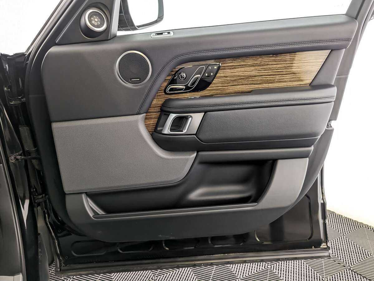 Land Rover Range Rover, 2018 Фото №21