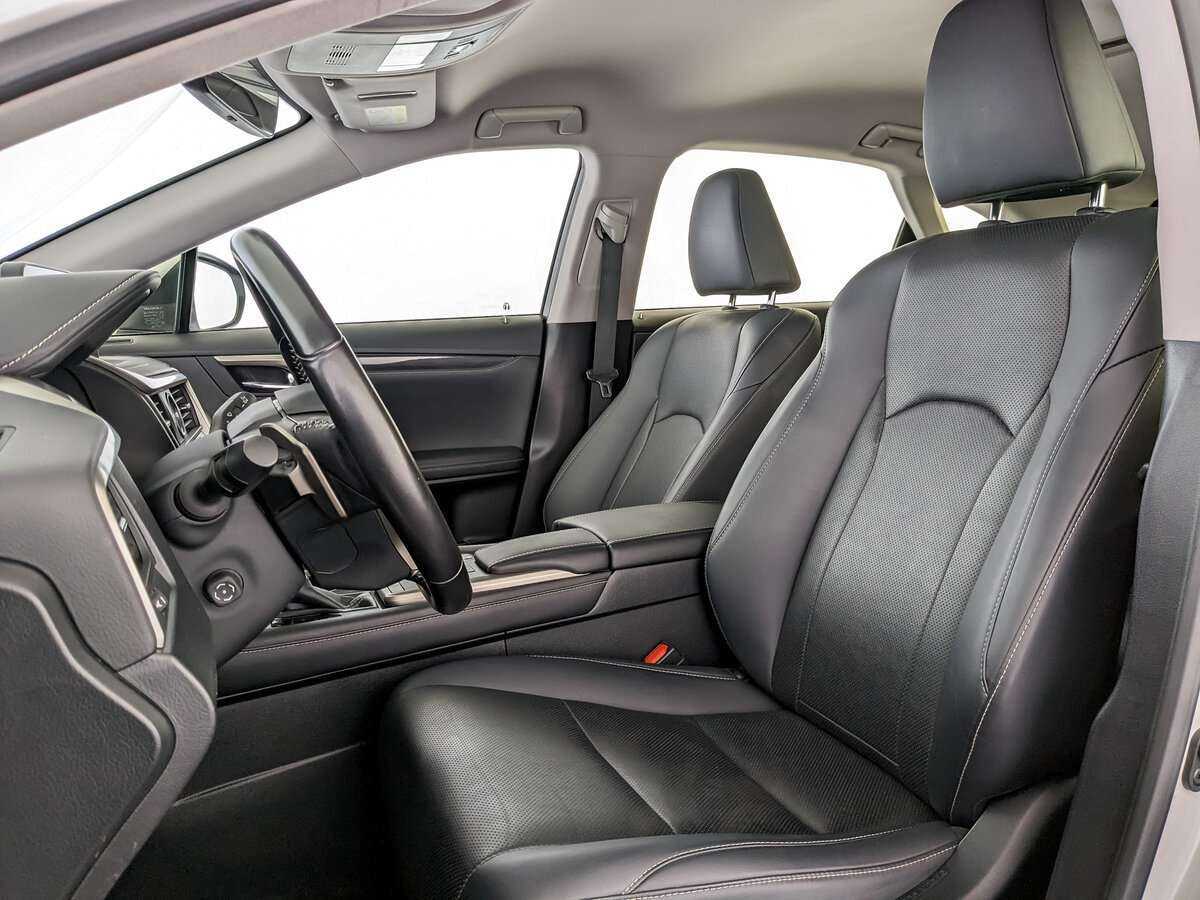 Lexus RX 300, 2020 Фото №16