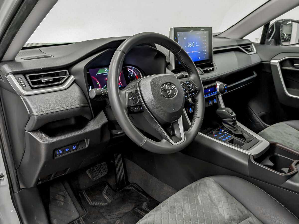Toyota RAV4, 2022 Фото №13