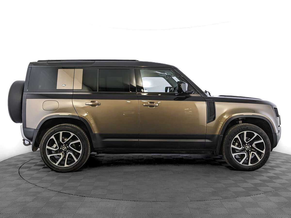 Land Rover Defender 110, 2021 - 75 671 км. | Фото №3