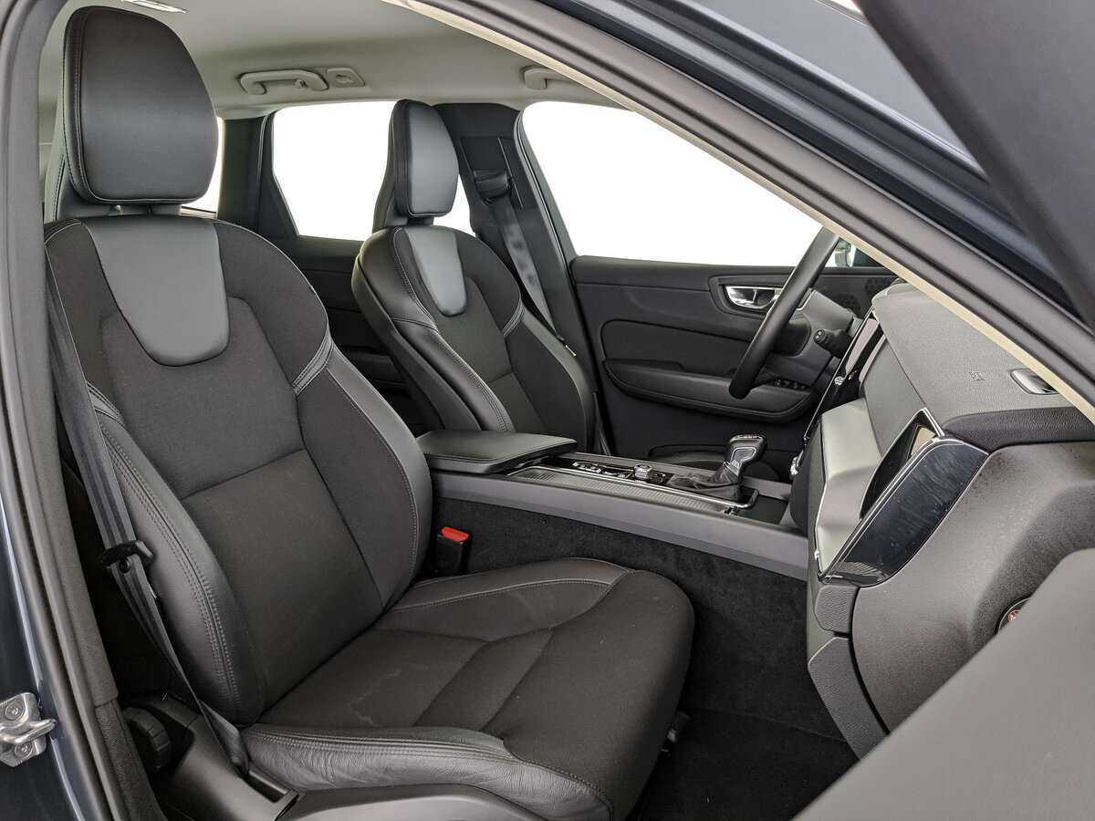 Volvo XC60, 2021 Фото №20