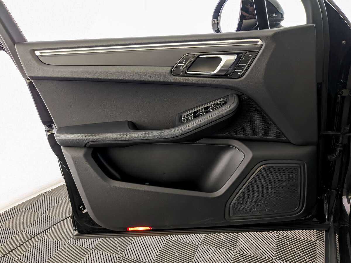 Porsche Macan, 2021 Фото №15