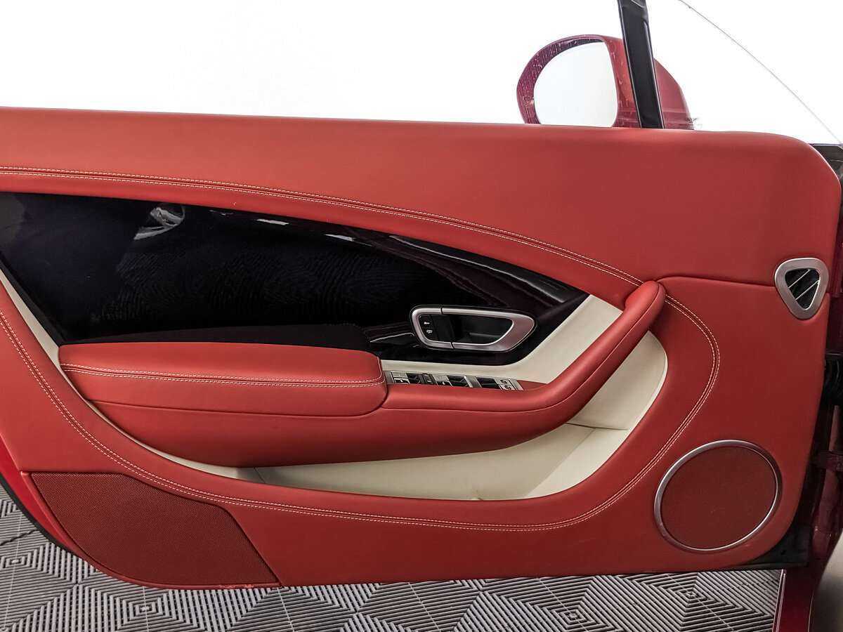 Bentley Continental GT, 2012 Фото №15