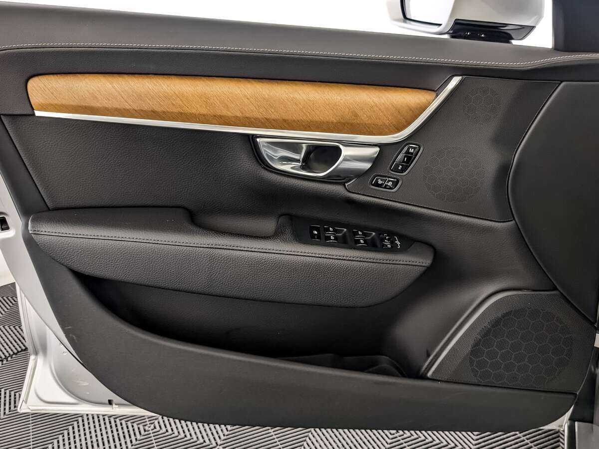Volvo S90, 2020 Фото №17
