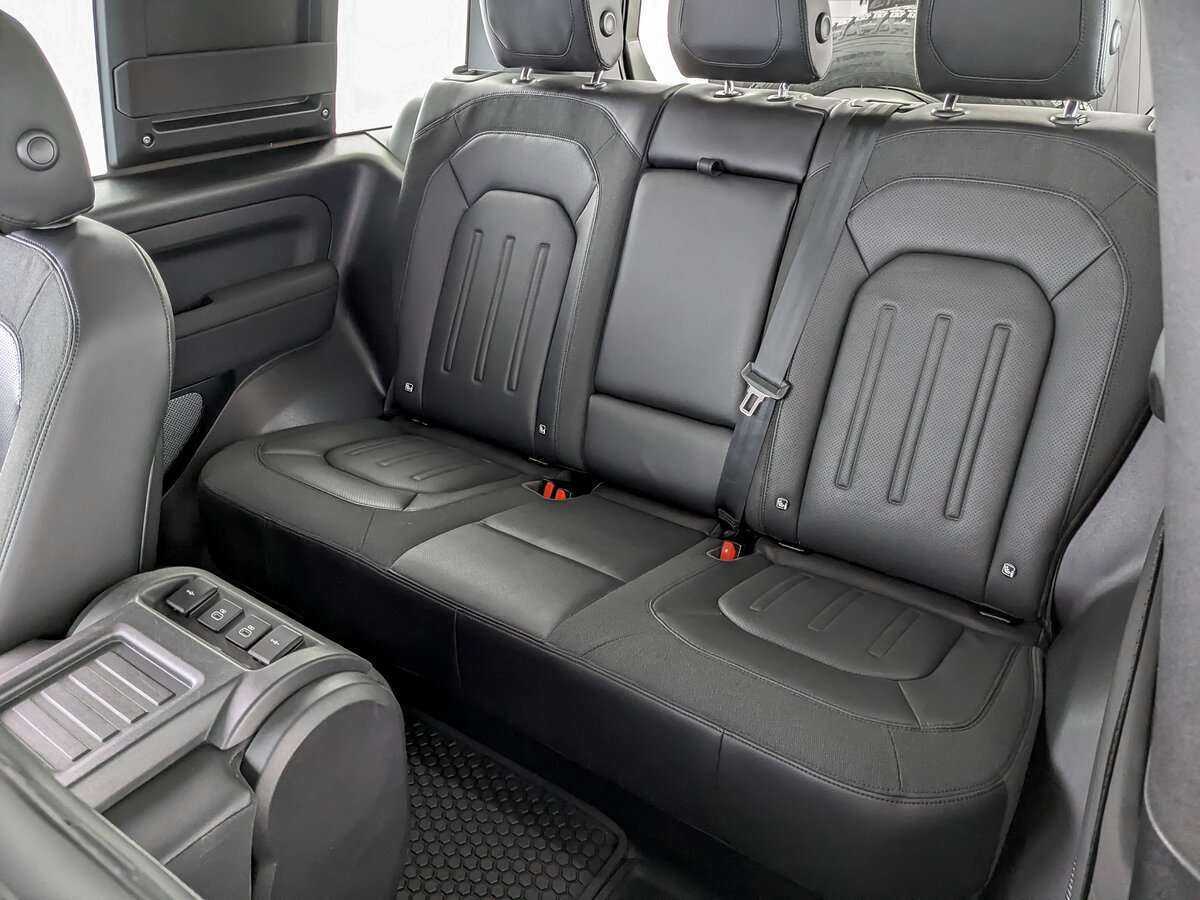Land Rover Defender 90, 2021 Фото №7