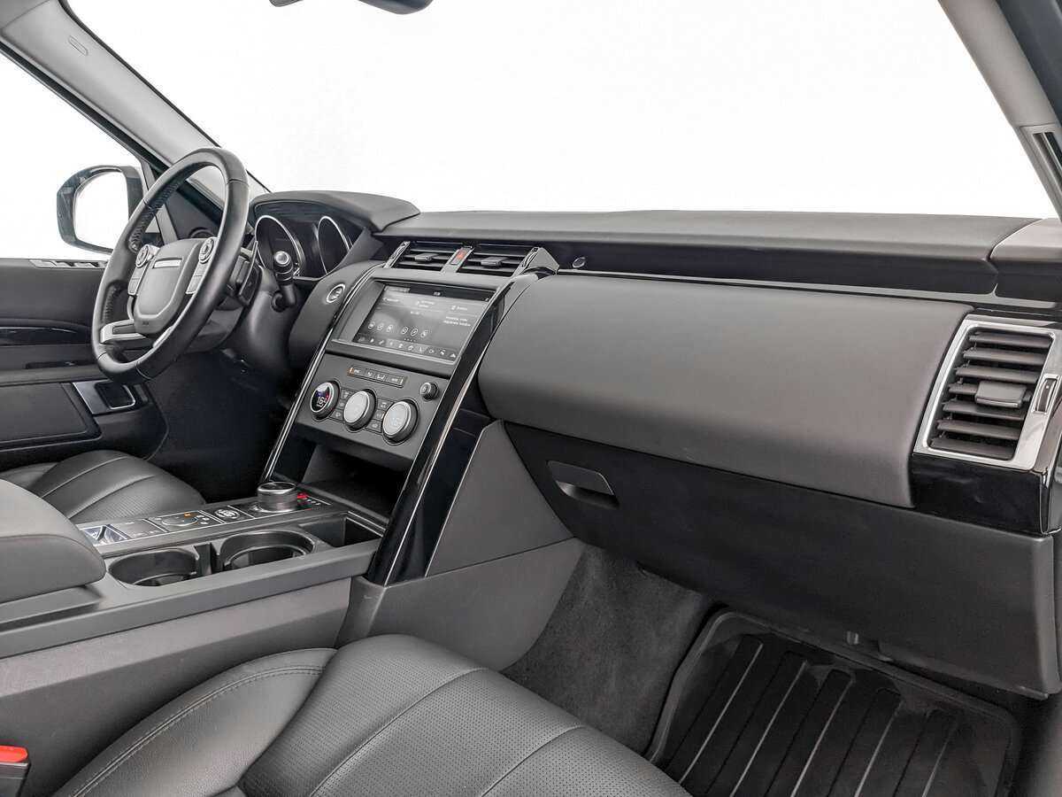 Land Rover Discovery, 2018 - 112 000 км. | Фото №7