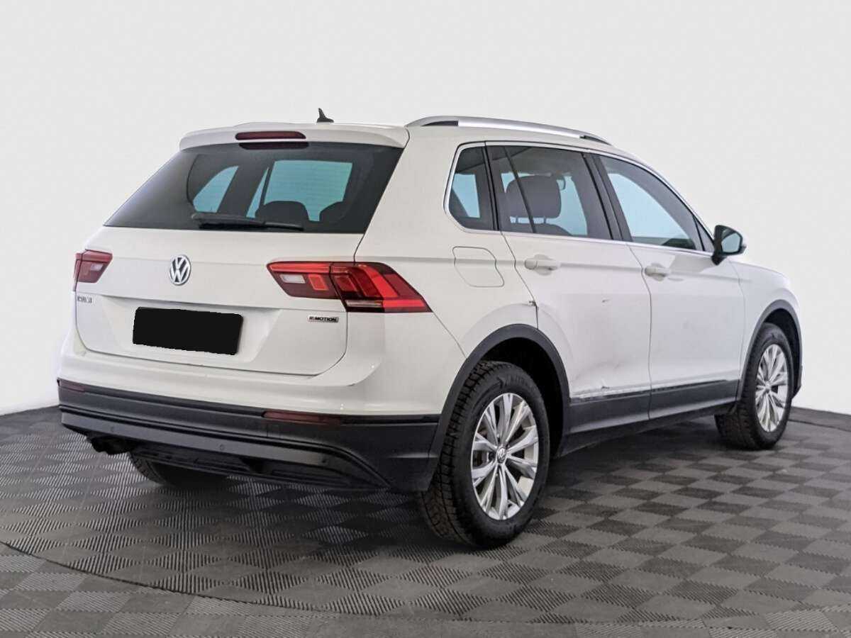 Volkswagen Tiguan, 2018 Фото №5