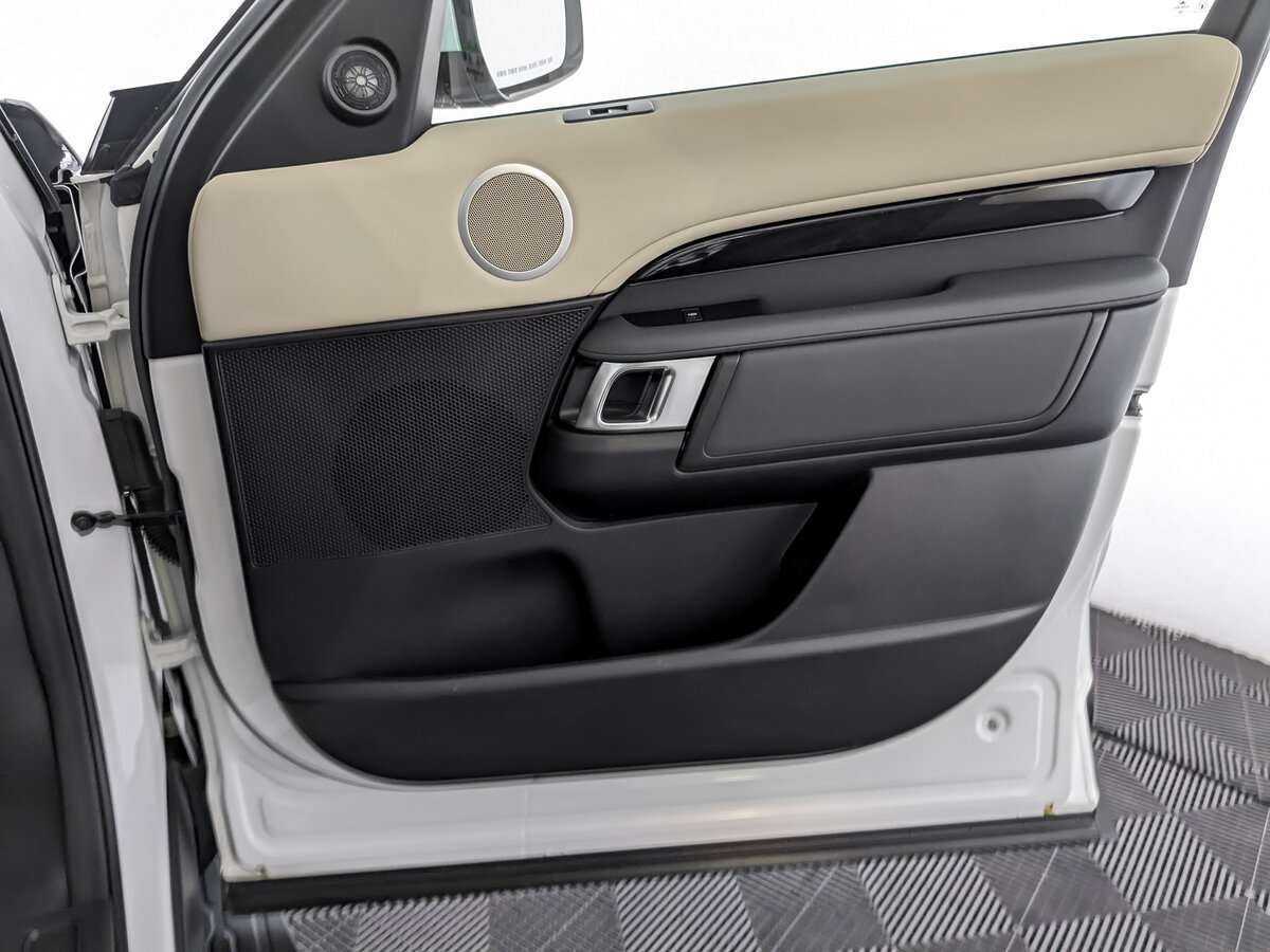 Land Rover Discovery, 2018 Фото №21