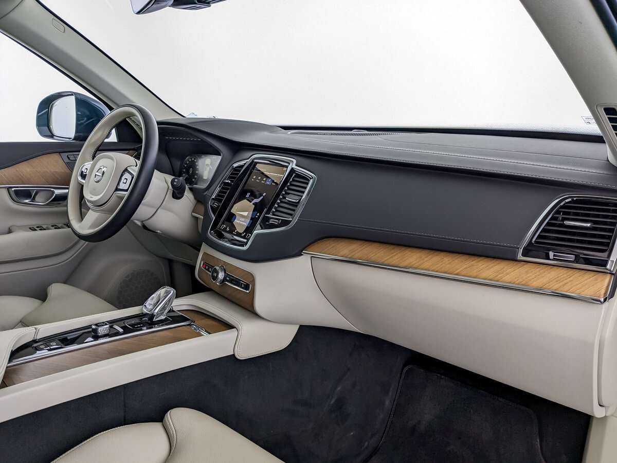Volvo XC90 B5, 2021 Фото №9
