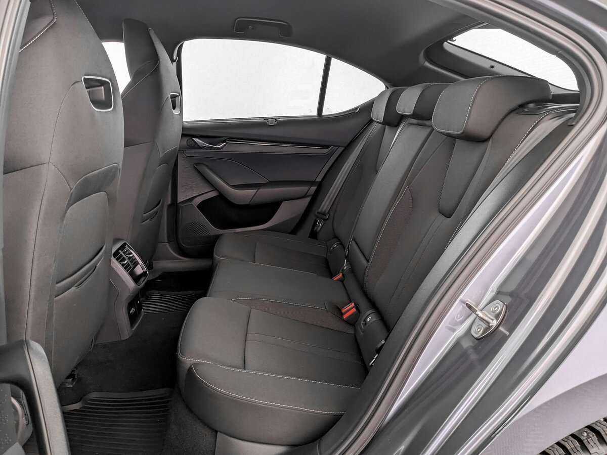 Skoda Octavia, 2022 Фото №10
