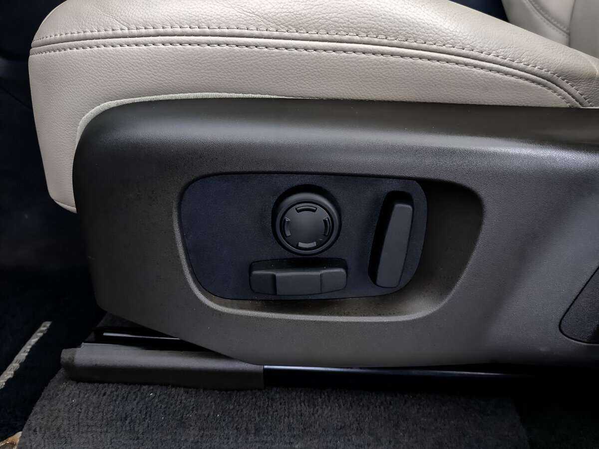 Land Rover Range Rover Sport, 2019 Фото №16