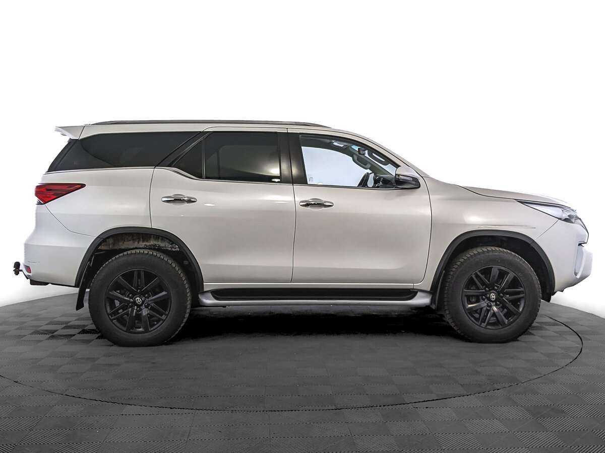 Toyota Fortuner, 2019 - 148 000 км. | Фото №4