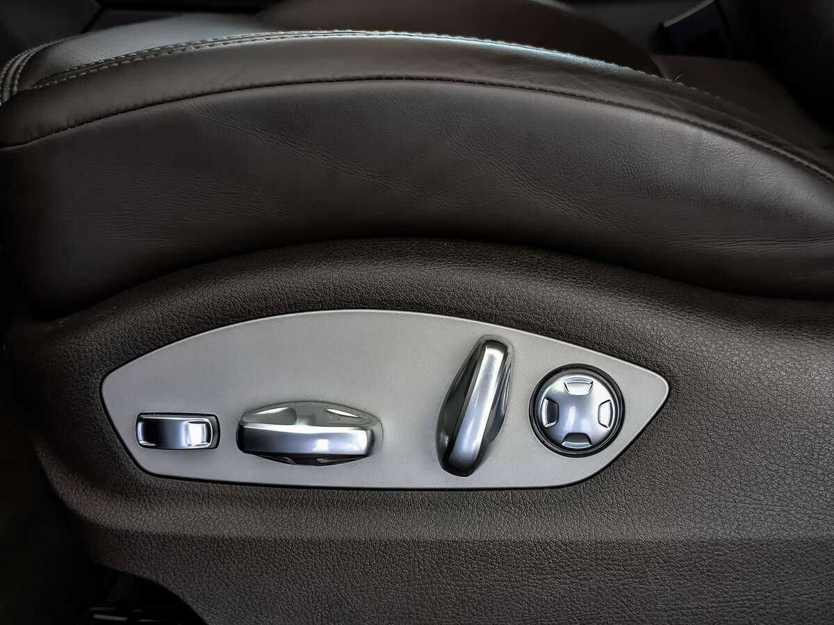 Porsche Macan, 2021 Фото №17