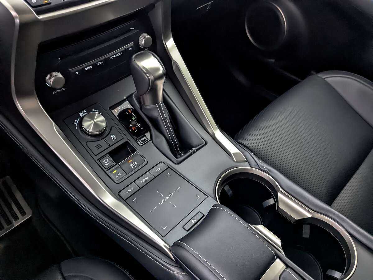 Lexus NX 300, 2021 Фото №21