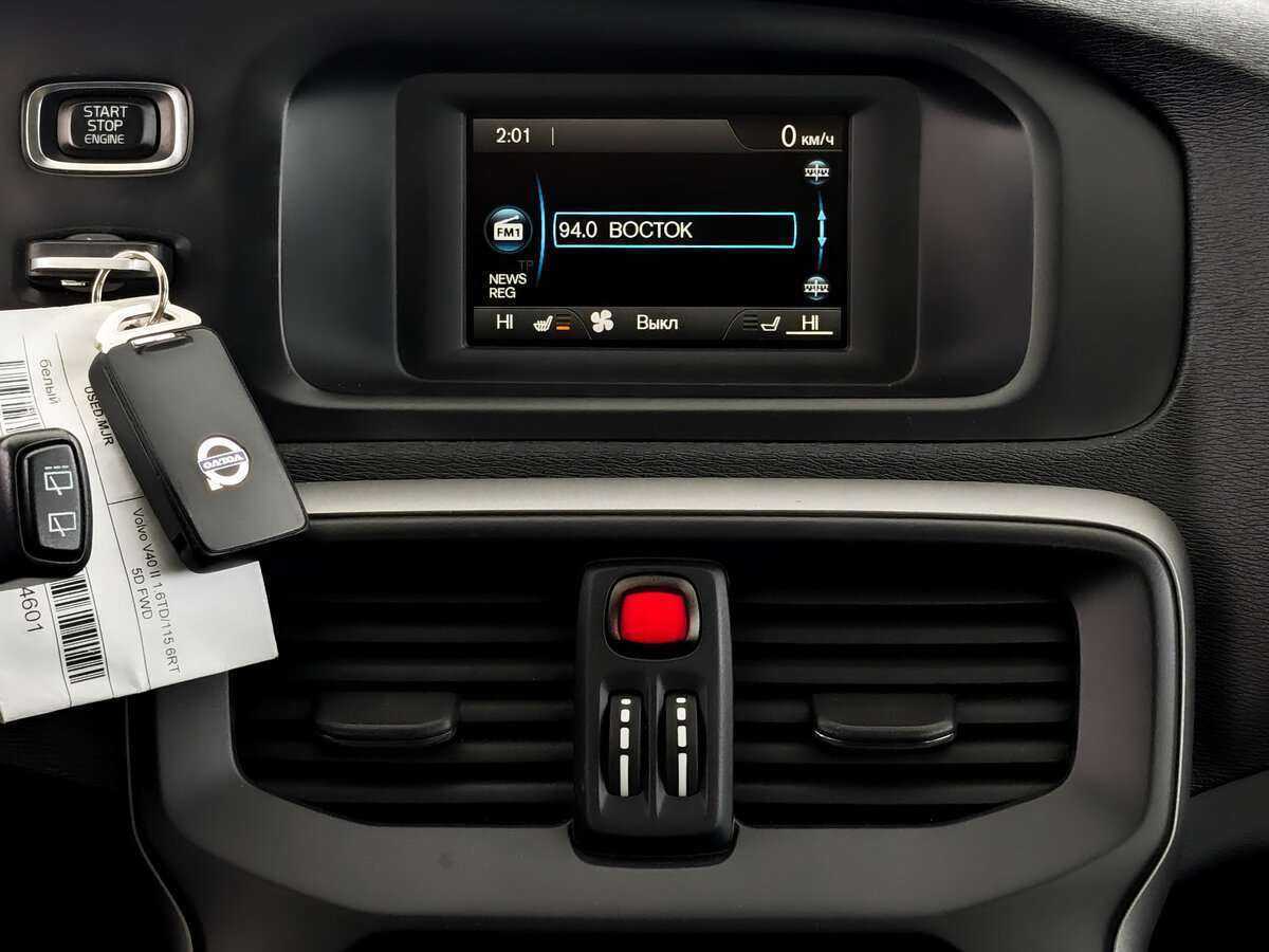 Volvo V40 Cross Country, 2014 Фото №13