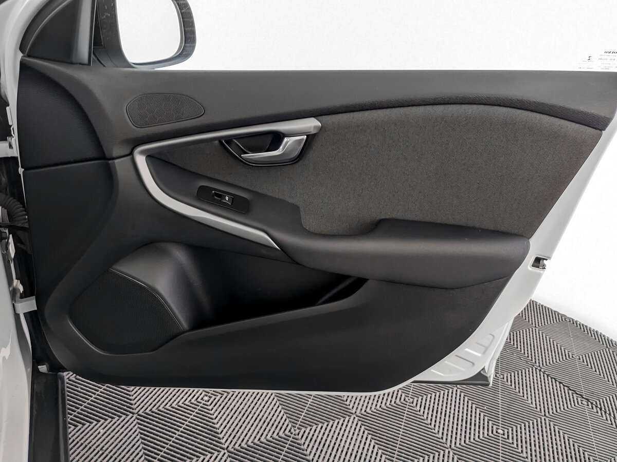 Volvo V40 Cross Country, 2014 Фото №20
